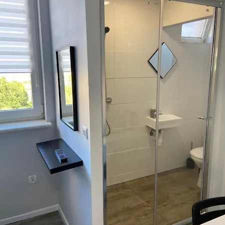 Yo!apartments Kotwicznikow شقة *
